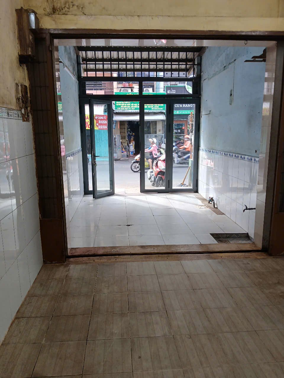Bán nhà MTKD Cao Đạt 3 Lầu + ST trung tâm giáp Quận 1