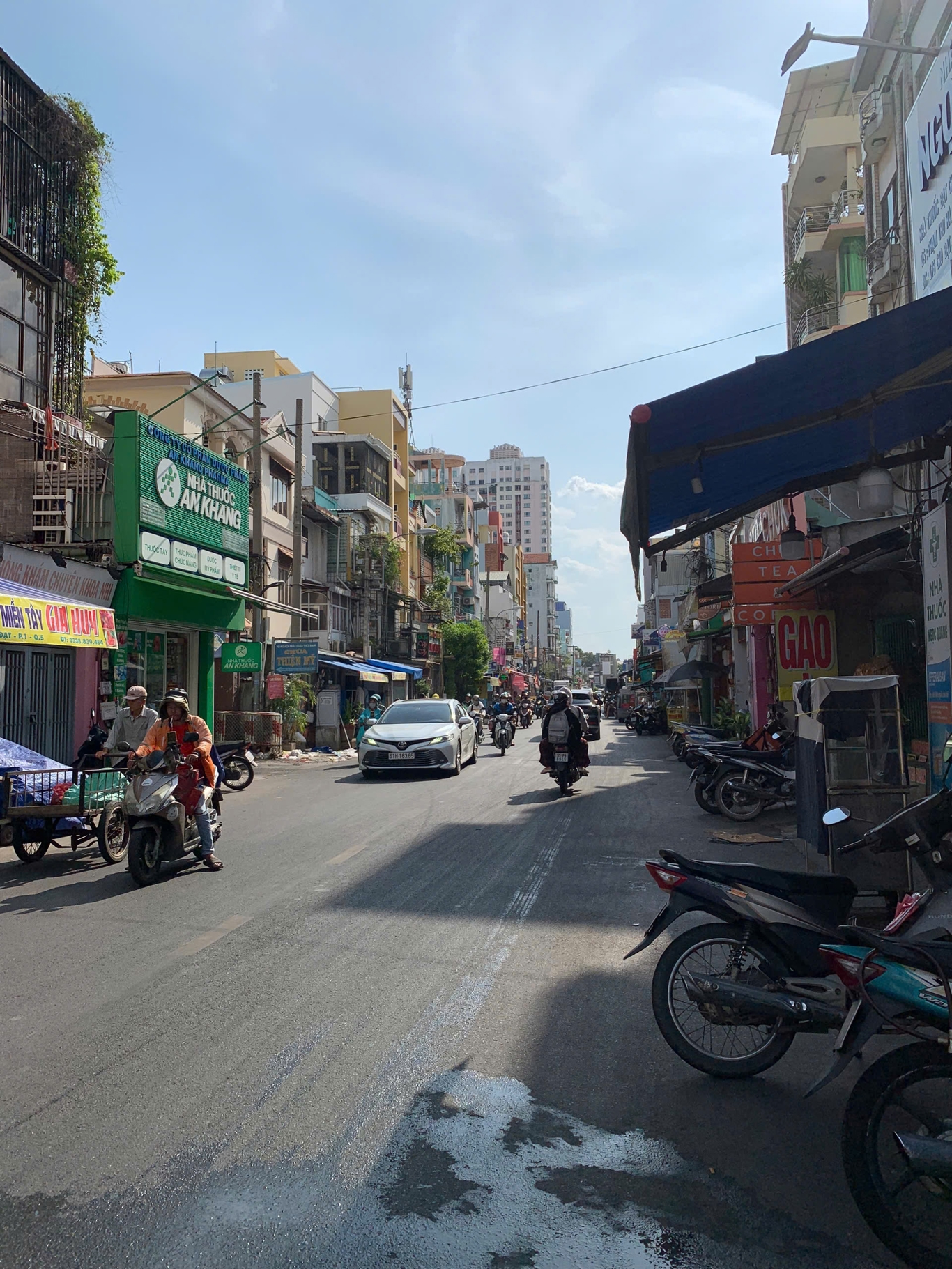 Bán nhà MTKD Cao Đạt 3 Lầu + ST trung tâm giáp Quận 1