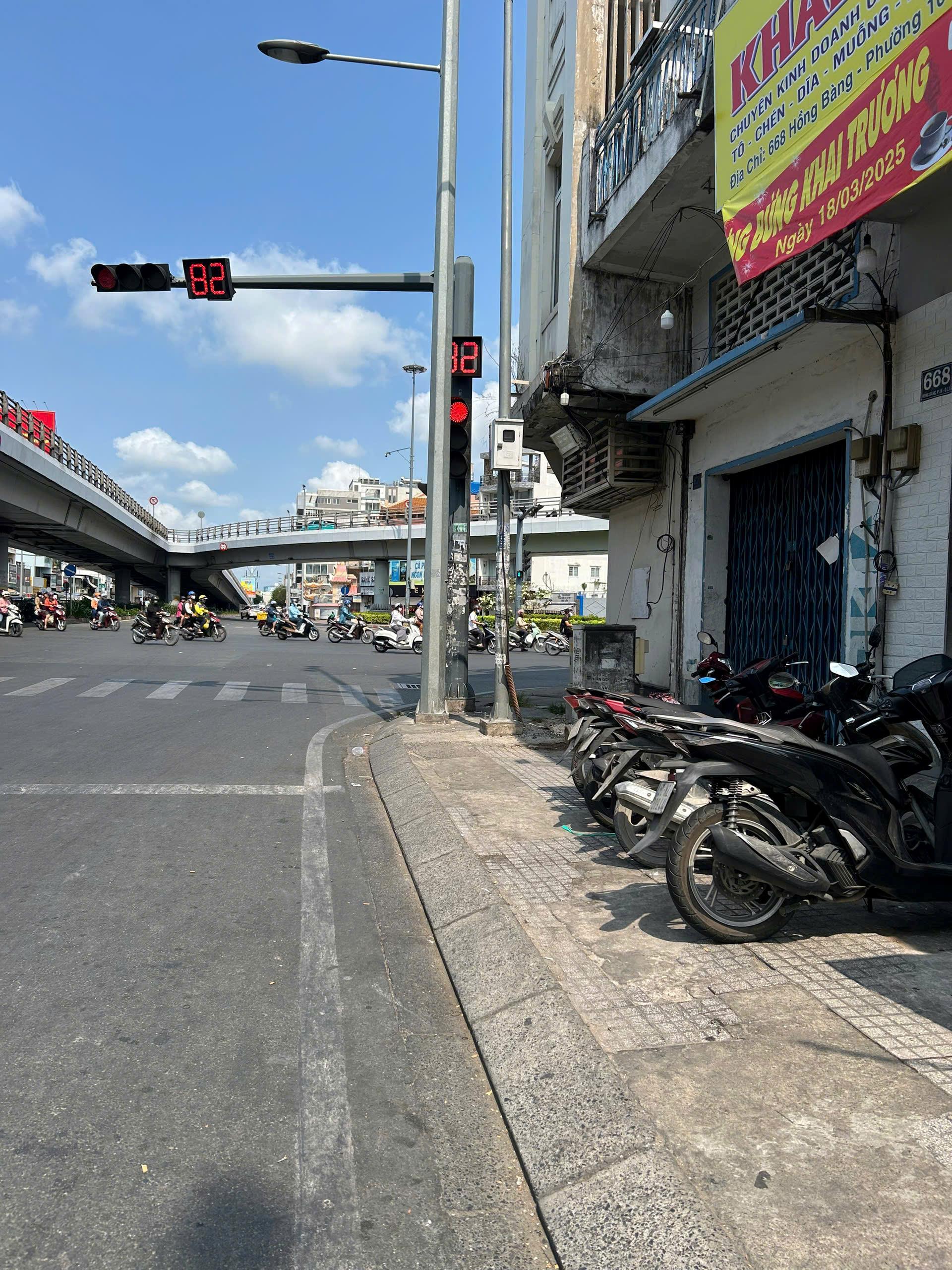 BÁN NHÀ MTKD HỒNG BÀNG, Q.11 DT: 60.4M 1 TRỆT 2 LẦU GIÁ 17,5 TỶ