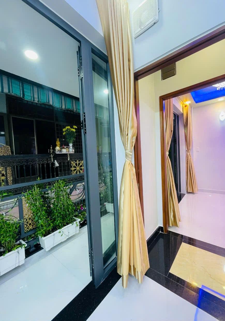 BÁN NHÀ HẺM NGUYỄN HỒNG ĐÀO, PHƯỜNG 13, QUẬN TÂN BÌNH GIÁ 3.95 TỶ