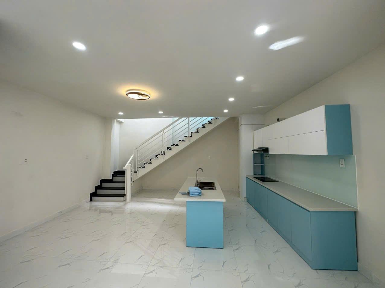 BÁN NHÀ HẺM ĐẶNG NGUYÊN CẨN, QUẬN 6 DT: 10x5.8M NỞ HẬU 10.5M 6,8 TỶ