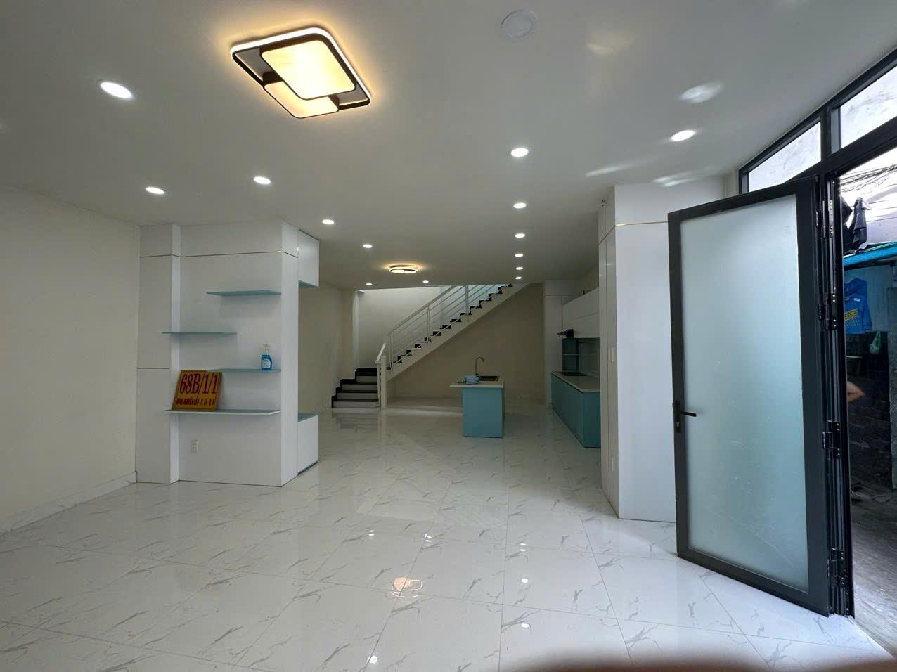 BÁN NHÀ HẺM ĐẶNG NGUYÊN CẨN, QUẬN 6 DT: 10x5.8M NỞ HẬU 10.5M 6,8 TỶ