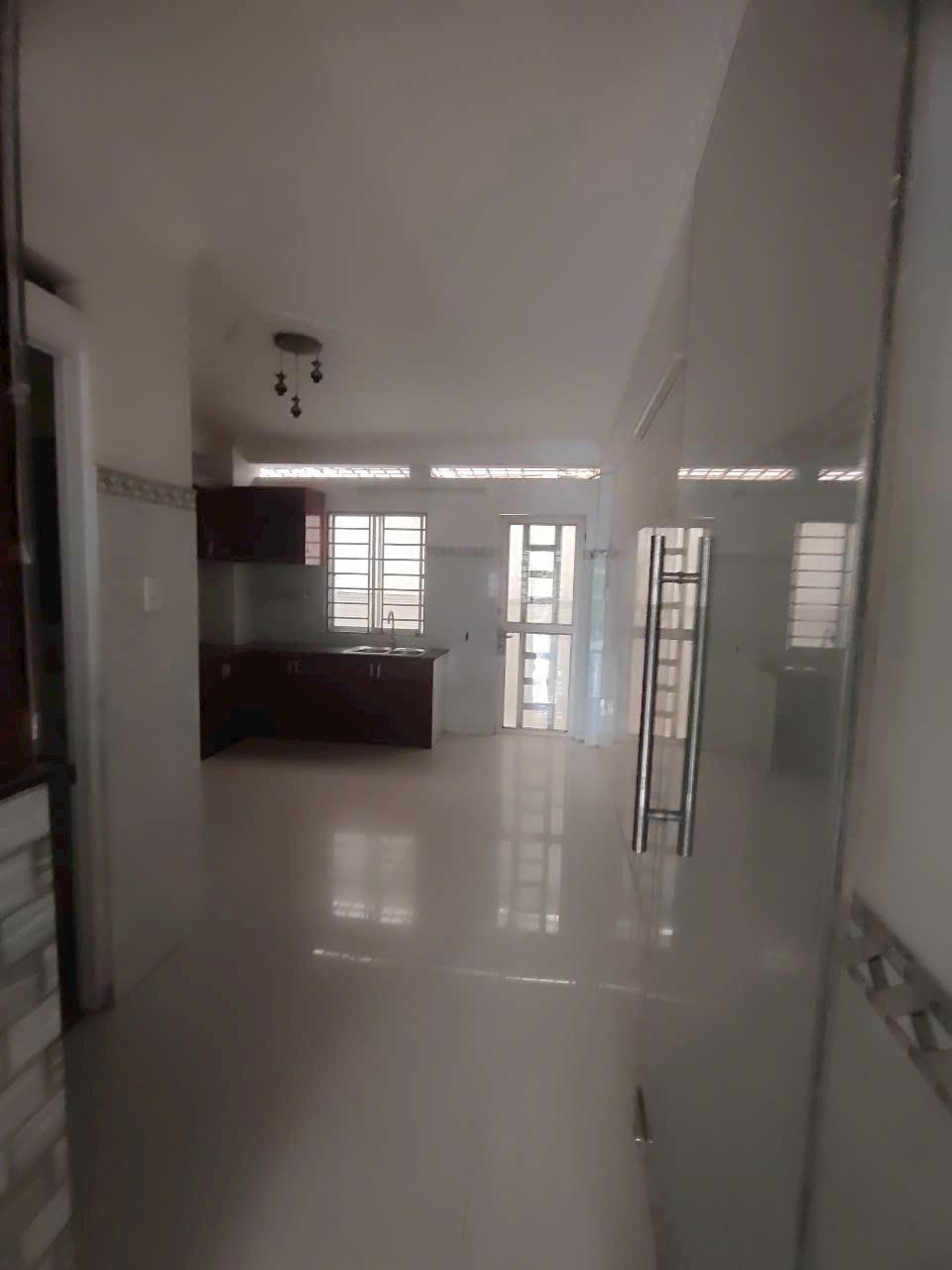 BÁN NHÀ MTKD QUẬN 6 DT: 4X16M 4 LẦU GIÁ 8,9 TỶ