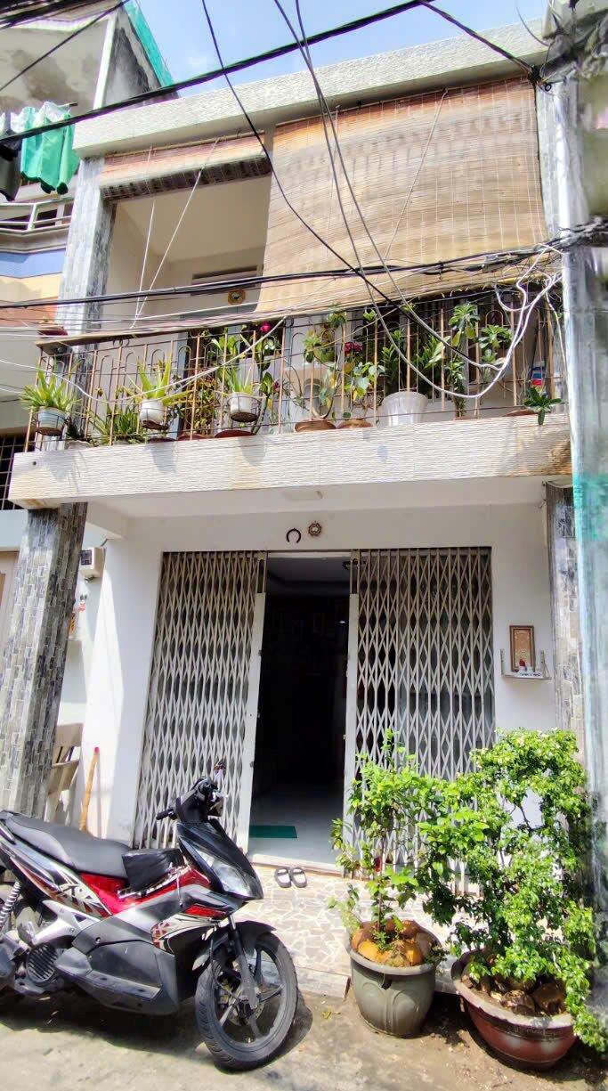 NHÀ PHỐ HẺM RỘNG 3M (4x10) 1 TRỆT, 1 LẦU NGAY ĐẦM SEN Q11