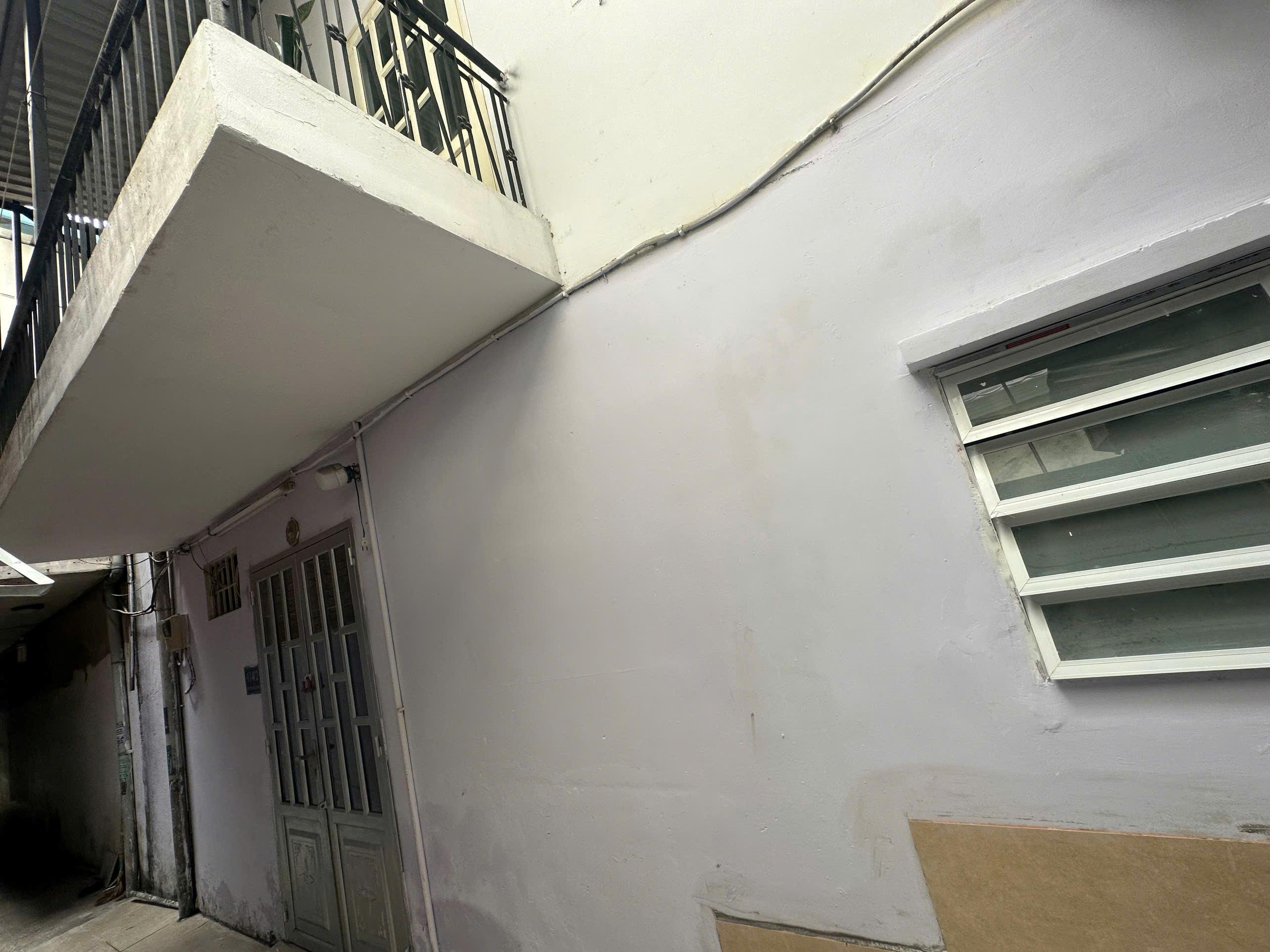 BÁN NHÀ HẺM NGUYỄN NGỌC NHỰT, Q.TP 1 TRỆT 1 LẦU GIÁ 2,45 TỶ