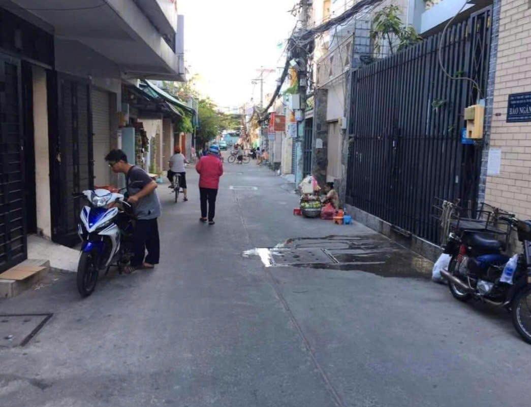 BÁN NHÀ HẺM 5M CÁCH MẠNG THÁNG 8, Q.10 1 TRỆT 2 LẦU 7,2 TỶ