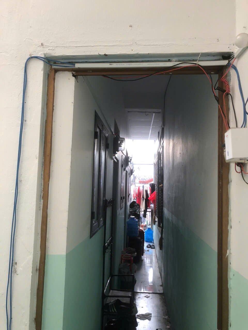 BÁN NHÀ MẶT TIỀN TẠI NGUYỄN THANH TUYỀN, P. 2, Q.TB GIÁ 12.5 TỶ