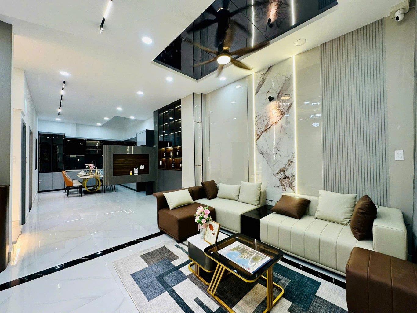 BÁN NHÀ HẺM TẠI TÔ HIẾN THÀNH, PHƯỜNG 15, QUẬN 10 GIÁ RẺ 11,5 TỶ