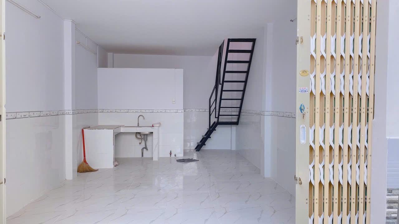 BÁN NHÀ HẺM TẠI BÔNG SAO, PHƯỜNG 5, QUẬN 8 GIÁ RẺ 2 TỶ