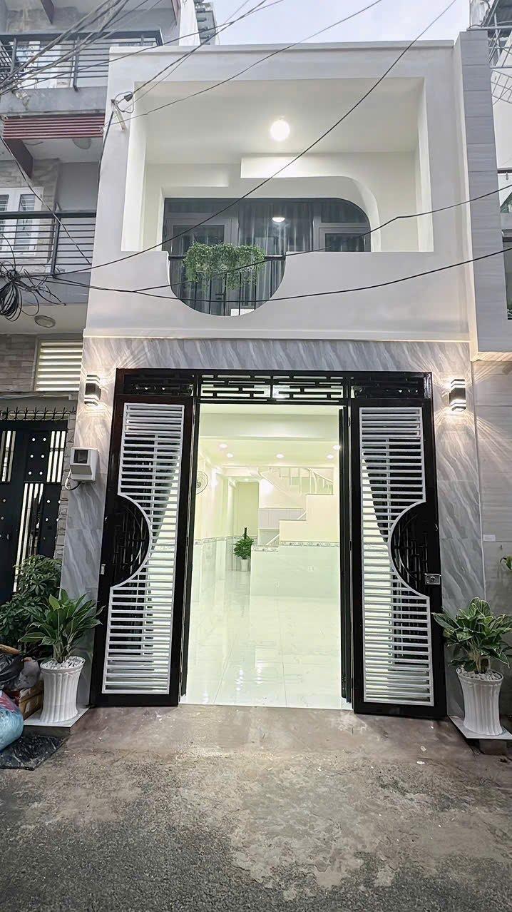 NHÀ PHỐ (3.6x12.5m) HẺM XE HƠI SAU LƯNG TRƯỜNG TIỂU HỌC BÌNH GIÃ