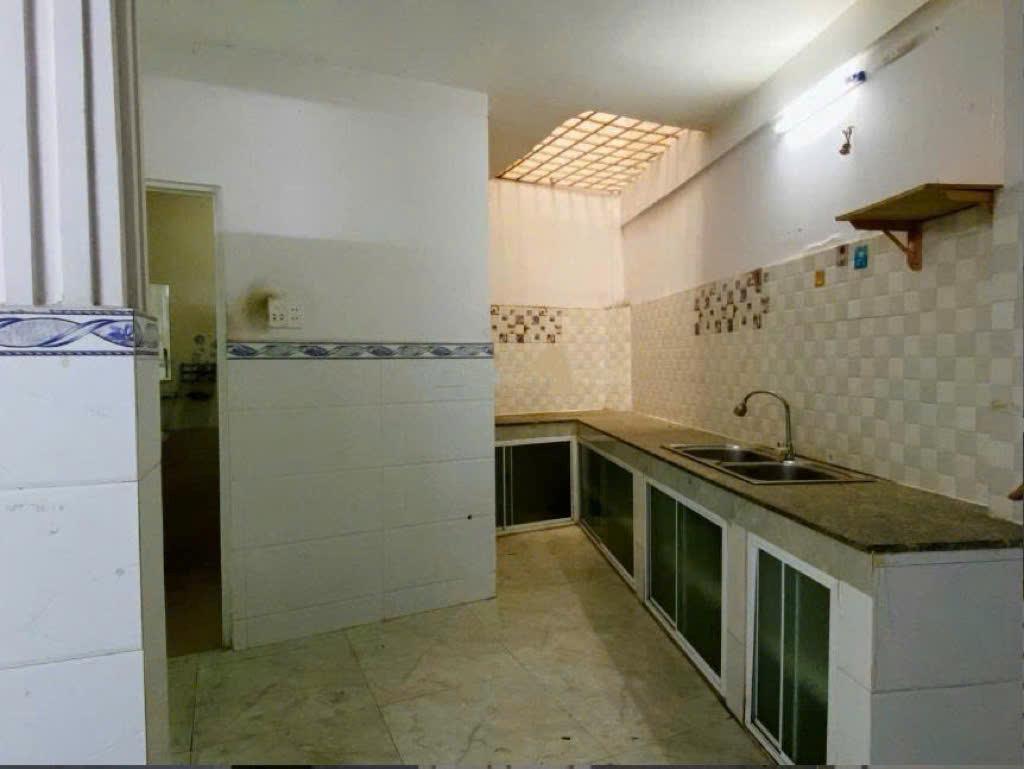 BÁN NHÀ HẺM TÂN HÓA, P. 1, Q. 11 DT: 5X 16M NỞ HẬU 6.7M 8 TỶ