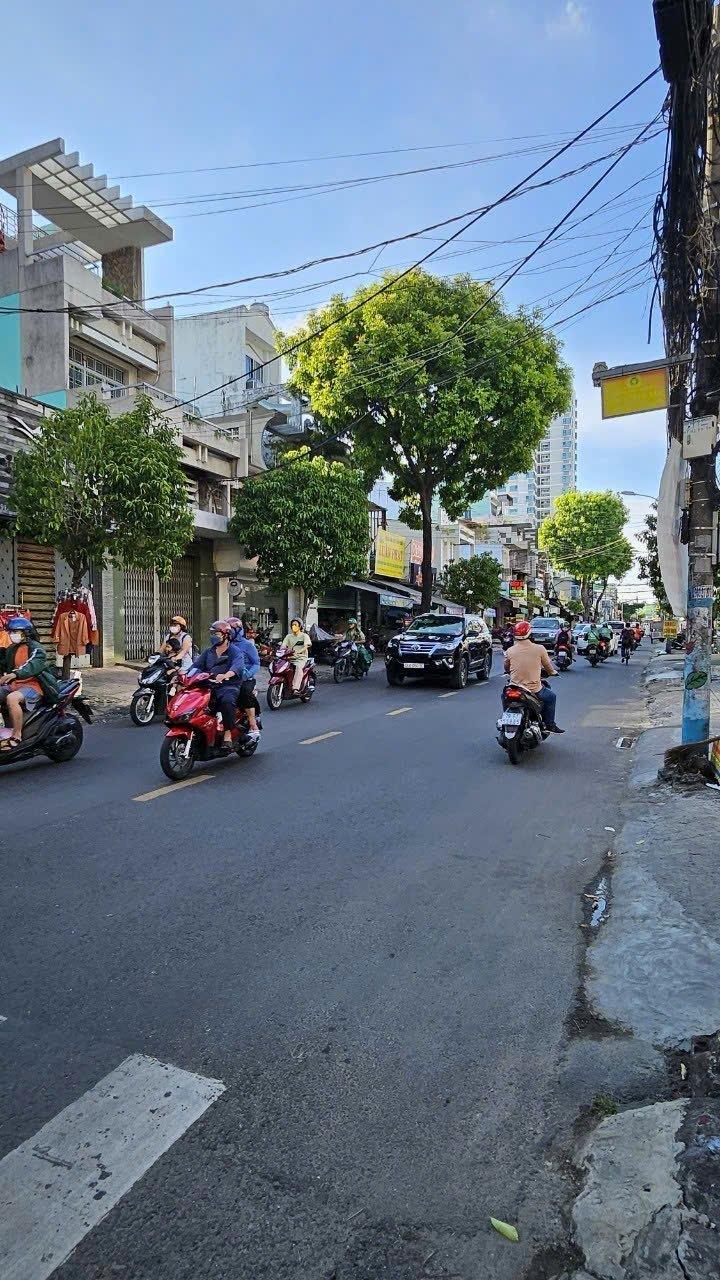 BÁN NHÀ MTKD LẠC LONG QUÂN, P.10, Q.11 1 TRỆT 2 LẦU, 2 PN, 2 WC 8,5 TỶ