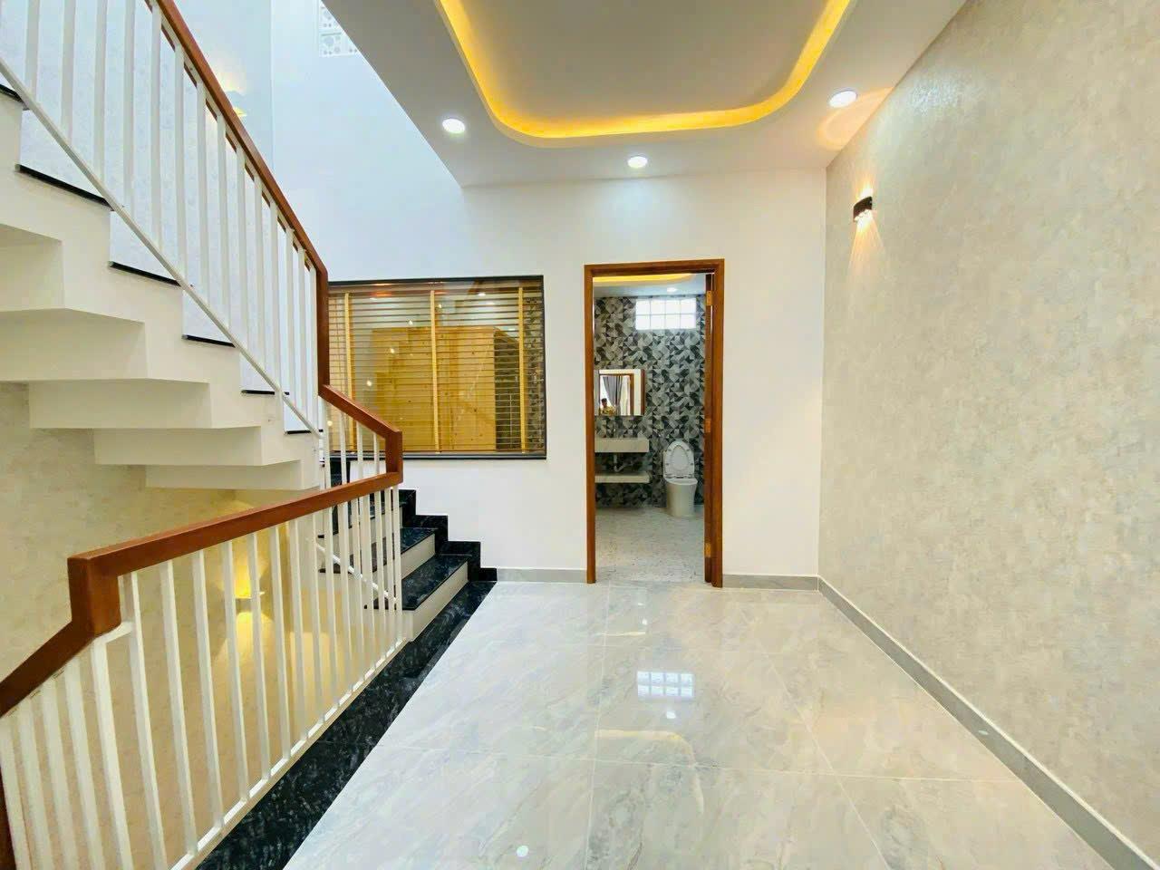 BÁN NHÀ HẺM XE HƠI ĐƯỜNG SỐ 44, P.14, Q.GV GIÁ RẺ 6,8 TỶ