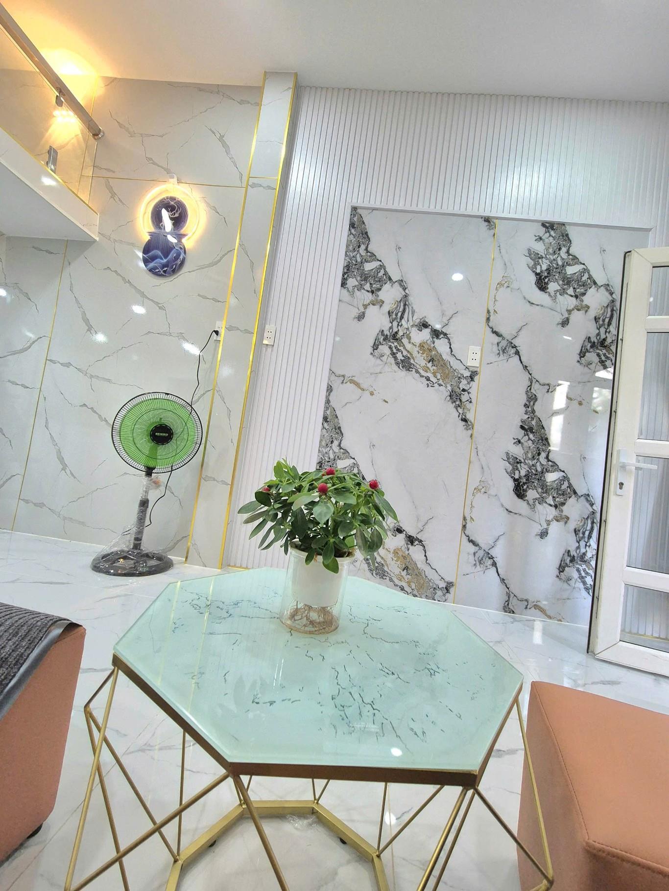 BÁN NHÀ HẺM ÂU CƠ, P.PT, Q.TP GIÁ RẺ 3,2 TỶ