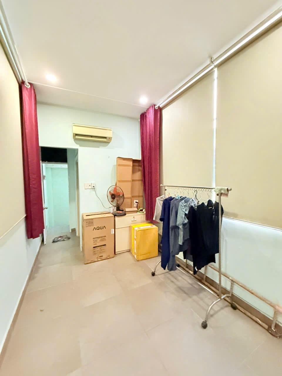 BÁN NHÀ HẺM RỘNG BÀ HẠT, P.9, Q.10 GIÁ HOT 3,59 TỶ