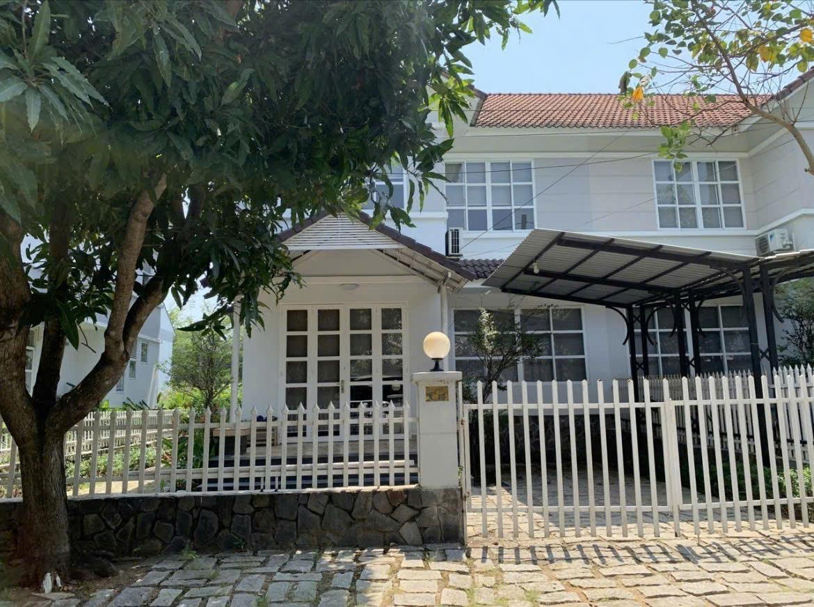 BÁN BIỆT THỰ TUYẾT ANH, X. BÌNH MỸ, H. CỦ CHI, DT: 10X25M CHỈ 7.5 TỶ
