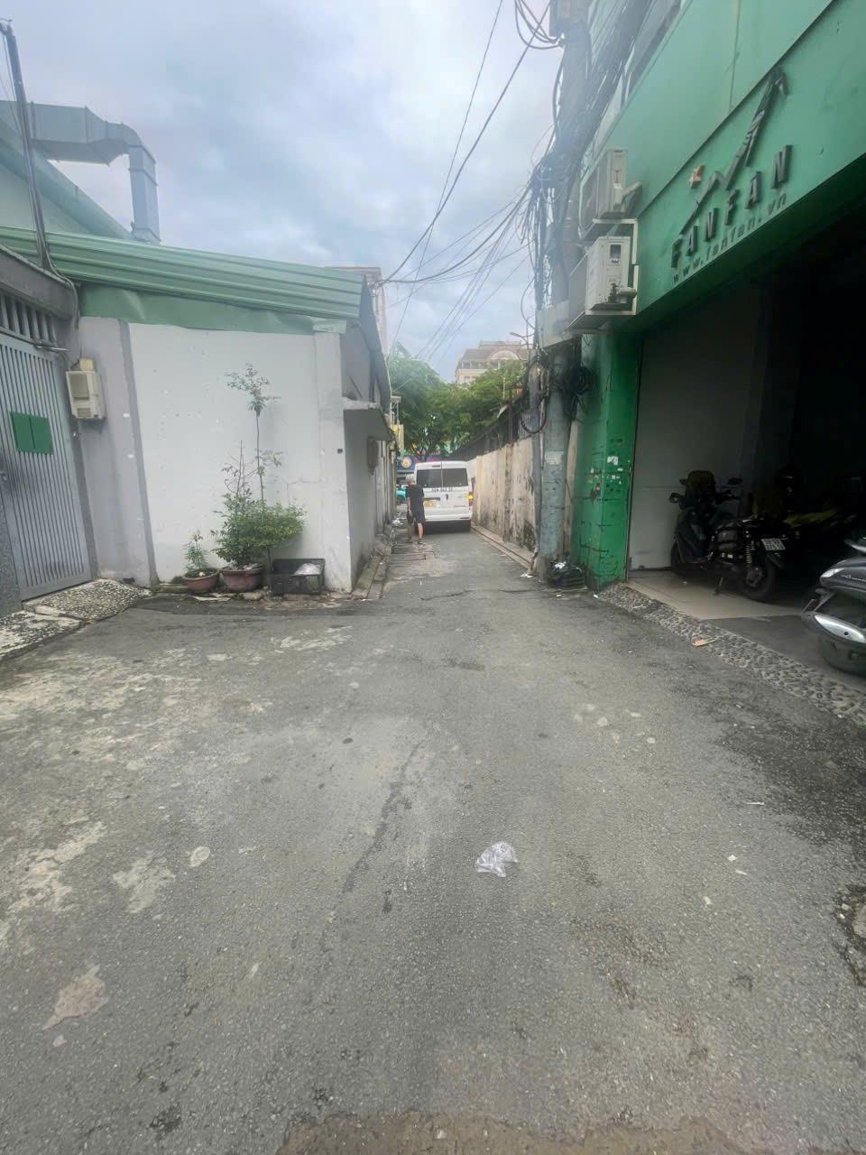 BÁN NHÀ HXH HẬU GIANG, P. 4, Q. TB DT: 130.1M2 GIÁ 24,5 TỶ
