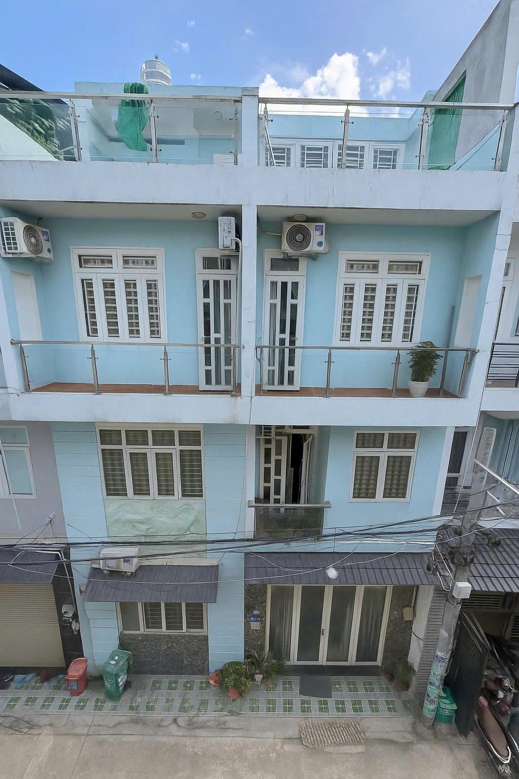 BÁN NHÀ HXH BÌNH THÀNH. Q. BT DT: 52M2 3 LẦU 6 PN GIÁ 5,1 TỶ