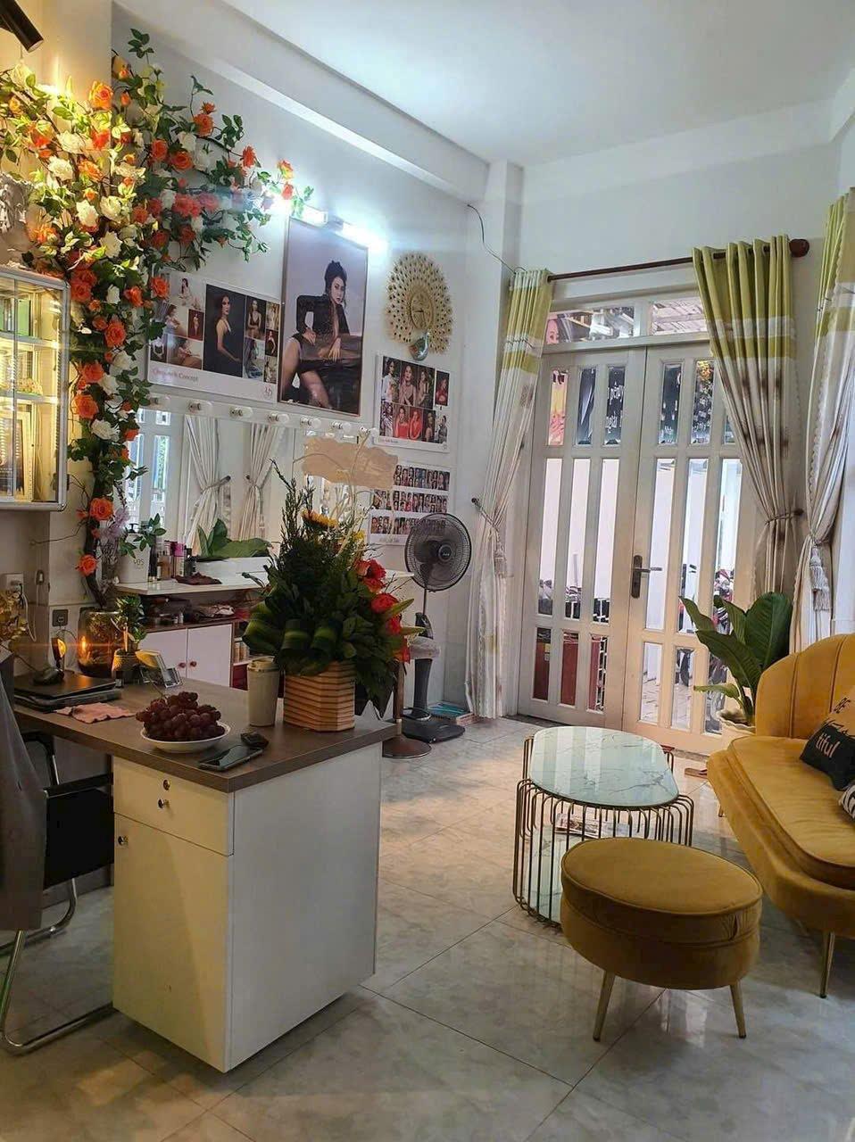 BÁN NHÀ MT ĐƯỜNG SỐ 8, P.BHH, Q. BT GIÁ 7,6 TỶ