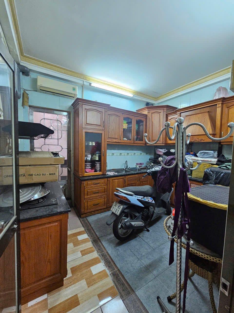 BÁN NHÀ HẺM 6M HUONG LỘ 2, P.BTD A, Q. BT GIÁ 4,95 TỶ