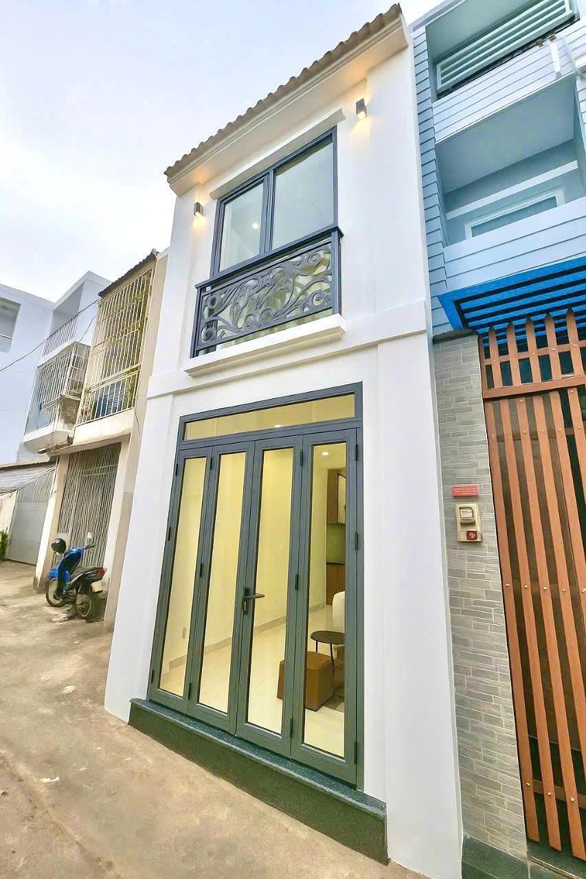 BÁN NHÀ CĂN GÓC 2 MẶT TIỀN TRẦN VĂN ĐANG, Q. 3 1 TRỆT 1 LẦU 2 PN 2 WC 