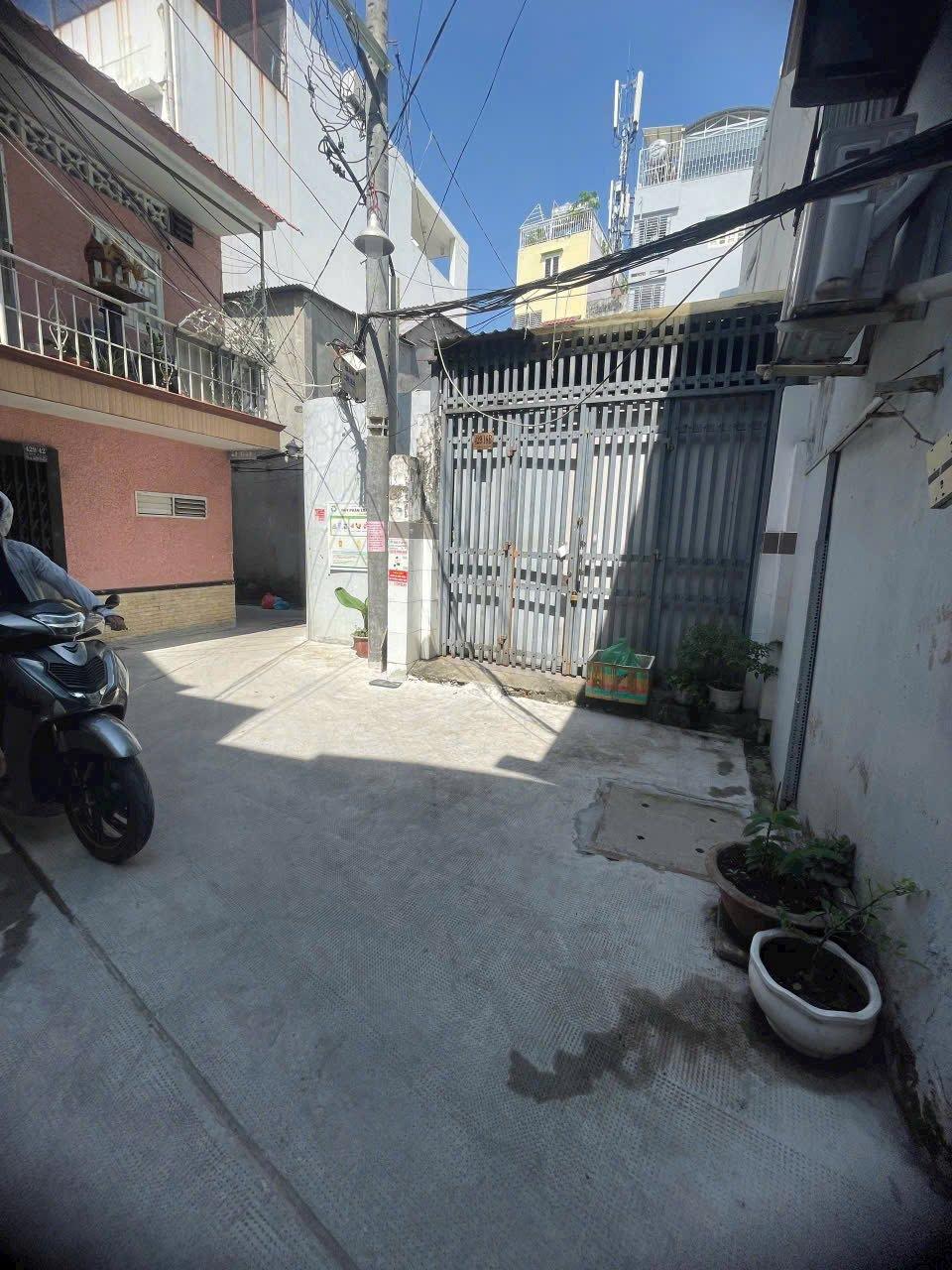 BÁN NHÀ HẺM  LÊ VĂN SỸ, P.12, Q. 3 GIÁ 6,4 TỶ