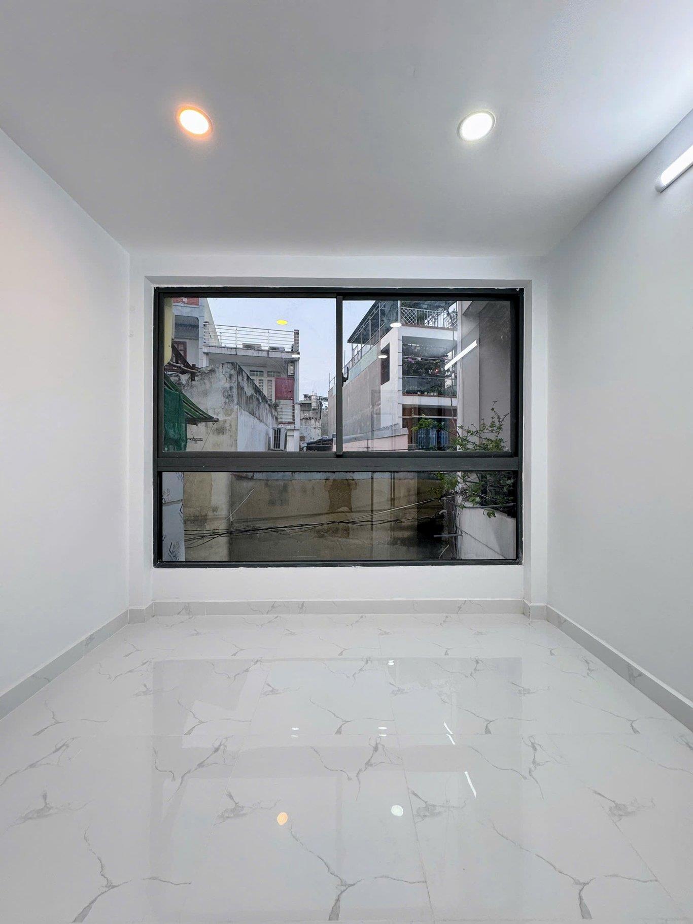 NHÀ BÁN ĐƯỜNG TRƯỚC NHÀ 3M BÌNH LONG, P.TQ, Q. TP GIÁ 3,25 TỶ