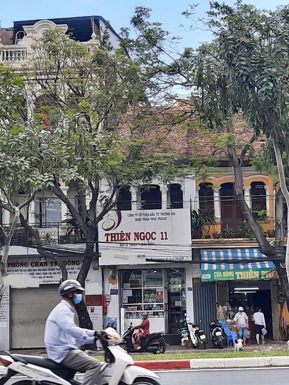 NHÀ MÁI NGÓI ĐẬM NÉT XA XƯA NẰM NGAY CON ĐƯỜNG THUỐC BẮC CHỈ 21,8TỶ