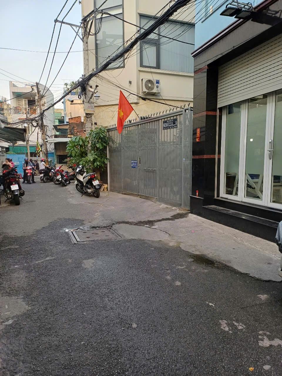 BÁN NHÀ HẺM 5M ÂU CƠ, Q.TB DT: 3.6X17.5M 2 TẦNG GIÁ 6,5 TỶ
