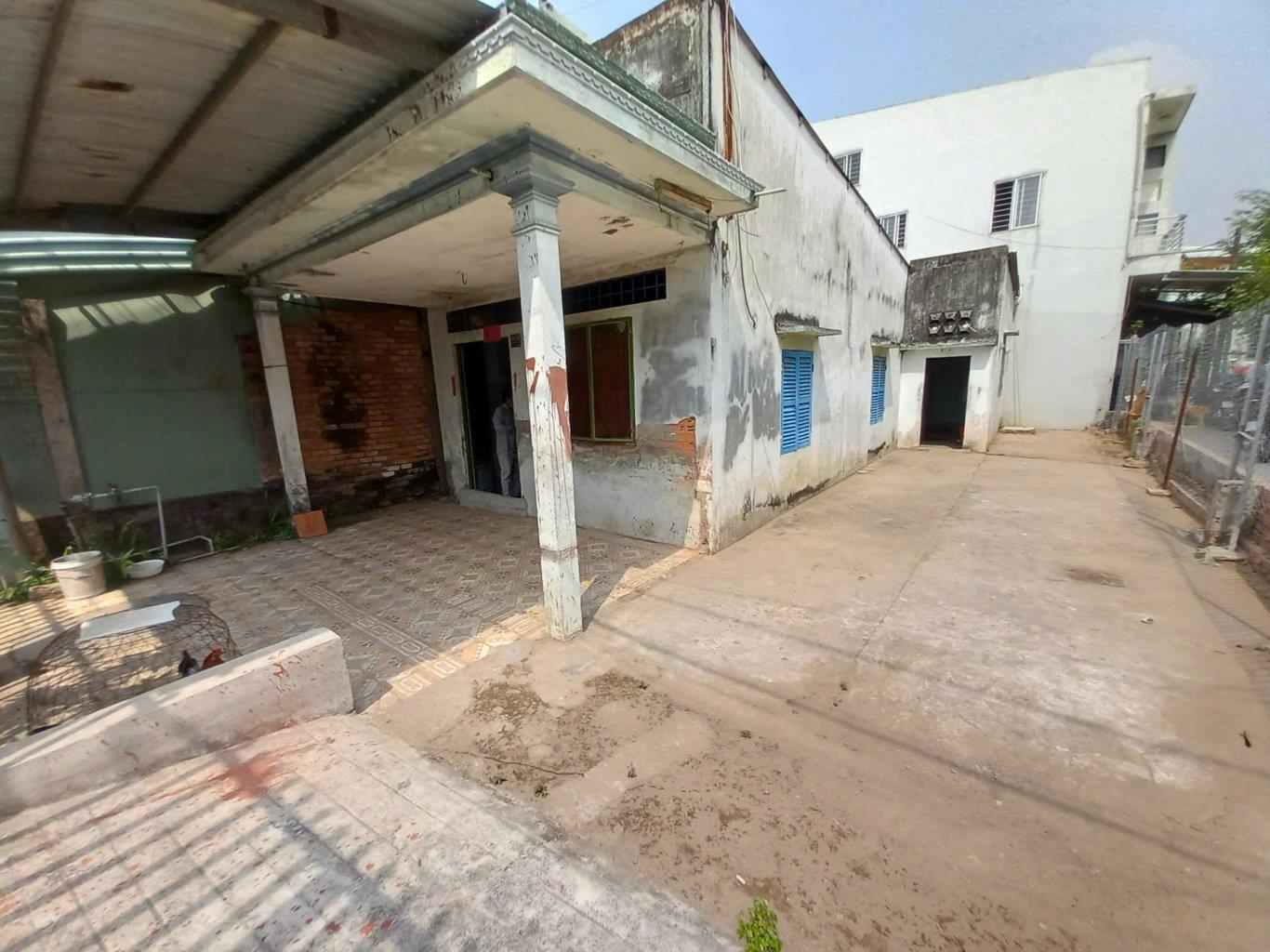 BÁN NHÀ HXH HOÀNG PHAN THÁI, H. BC DT: 9X 18M GIÁ 3,3 TỶ